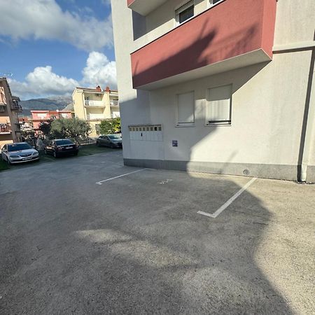 Apartment Charlie Подстрана Экстерьер фото