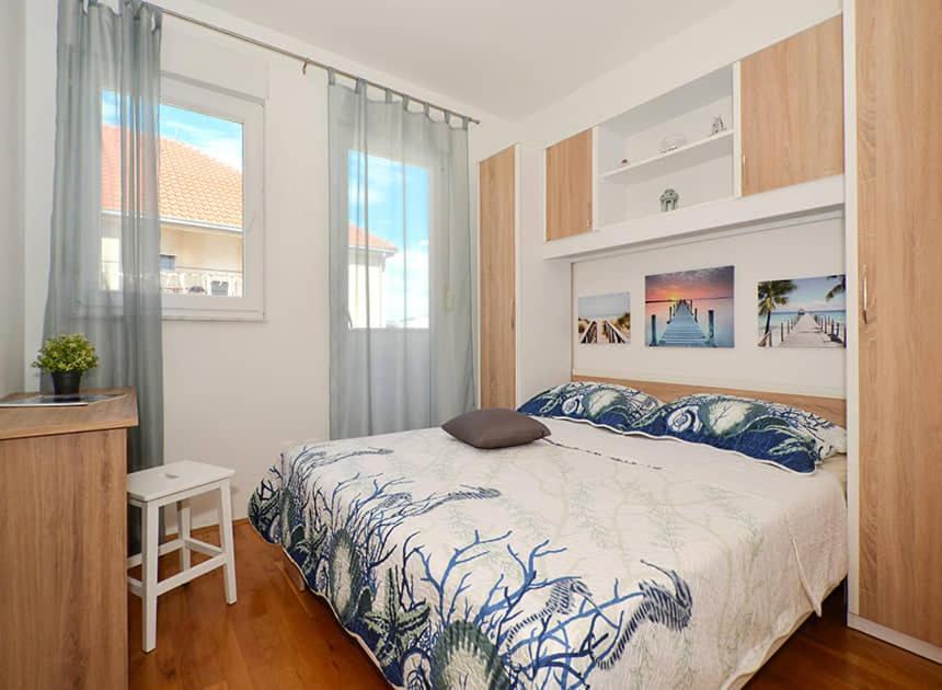 Apartment Charlie Подстрана Экстерьер фото